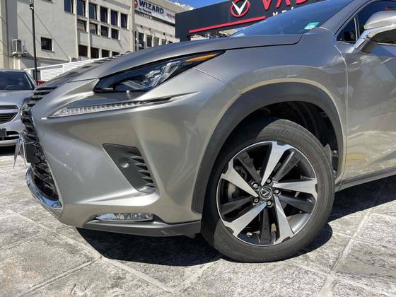 LEXUS NX 300h 2.5 16V VVT-I HYBRID LUXURY CVT AWD